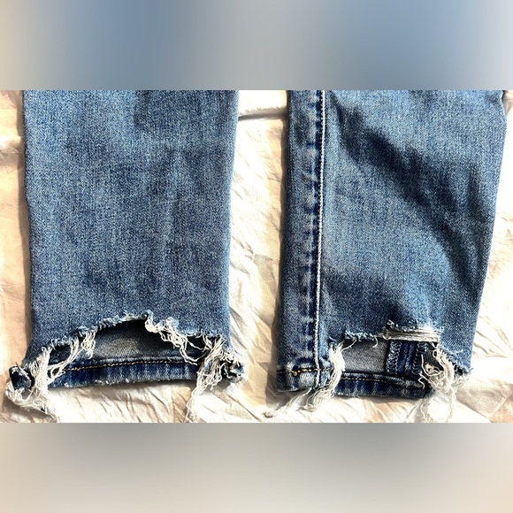 American Eagle Distressed Super Hi-Rise Jegging Blue Jeans Women’s Size 6 - Picture 16 of 16